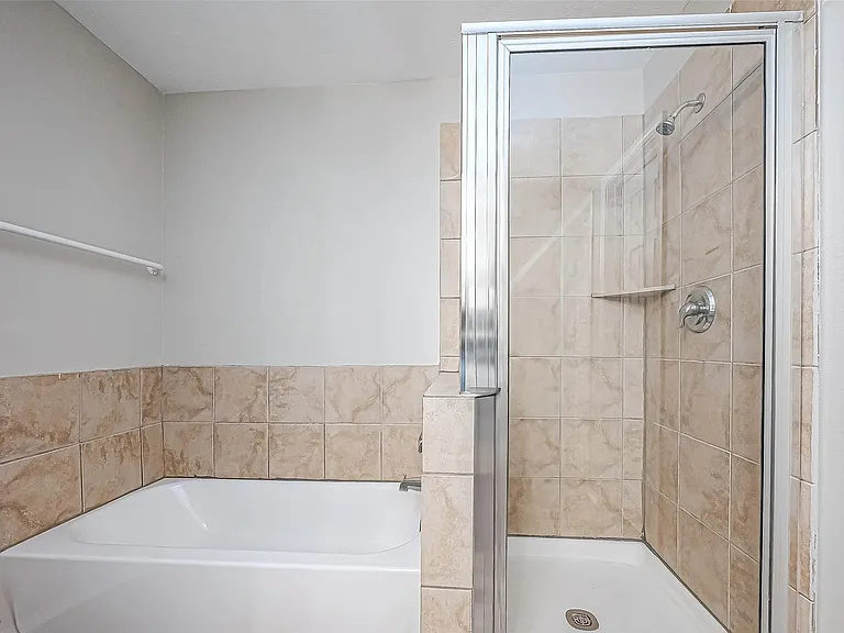 10043 Morocco Rd — Photo 36