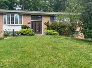 5305 Gainsborough Dr, Fairfax, VA 22032