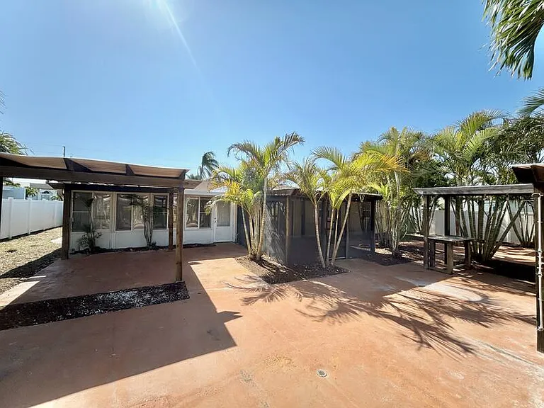 10108 Paradise Blvd — Photo 71