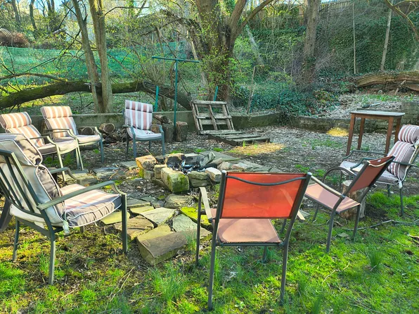 1036 Murray Hill Ave #1, Pittsburgh, PA 15217