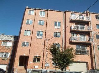 13541 Coolidge Ave, Briarwood, NY