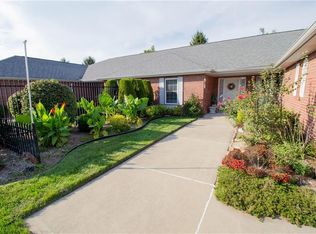 6072 N Stratton Ct, Columbus, IN 47203