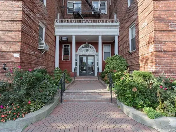 114-20 Queens Boulevard #E9, Forest Hills, NY 11375