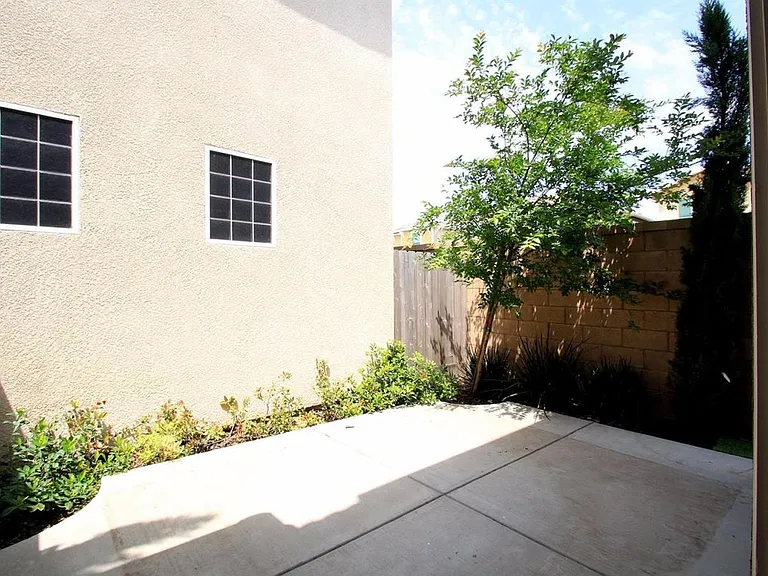Low maintanence Backyard