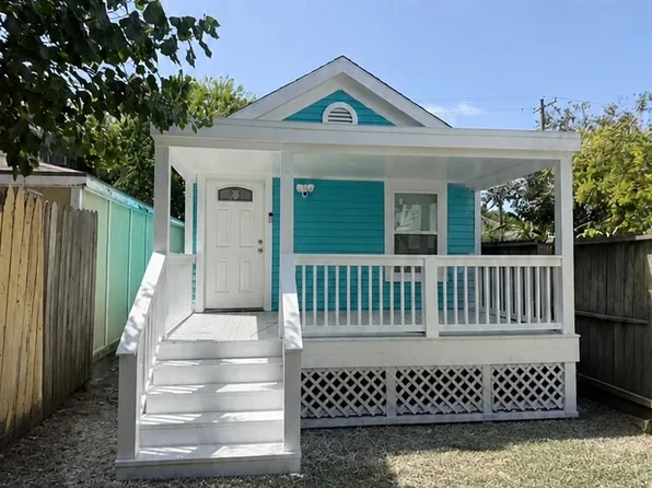 2505 Avenue L, Galveston, TX 77550