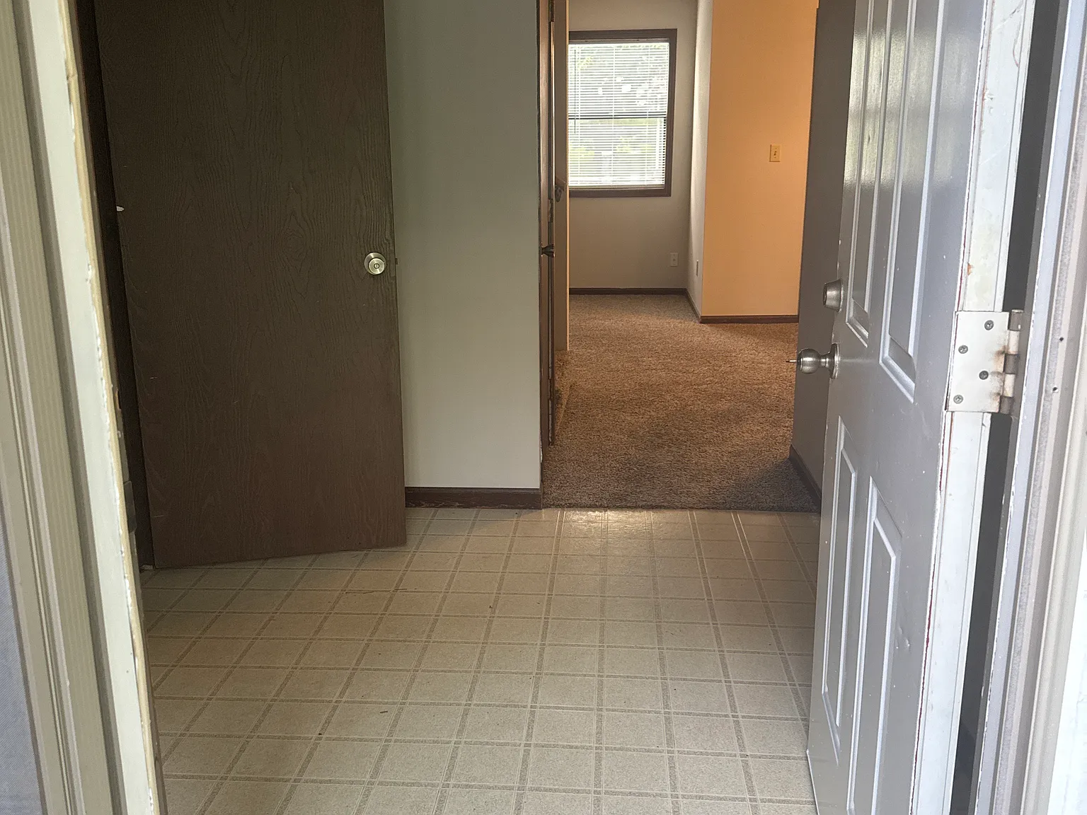 2 bed, 1.5 bath, $1,050 — Photo 1