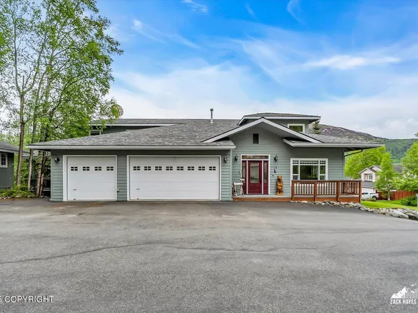 19823 N Mitkof Loop, Eagle River, AK 99577