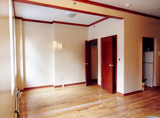 Rented by Sunrise Real Estate | media 32