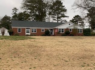 76 S Macon St, Reynolds, GA 31076