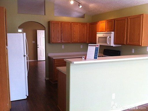 3rd image of 6004 Star Gazer Ave NW