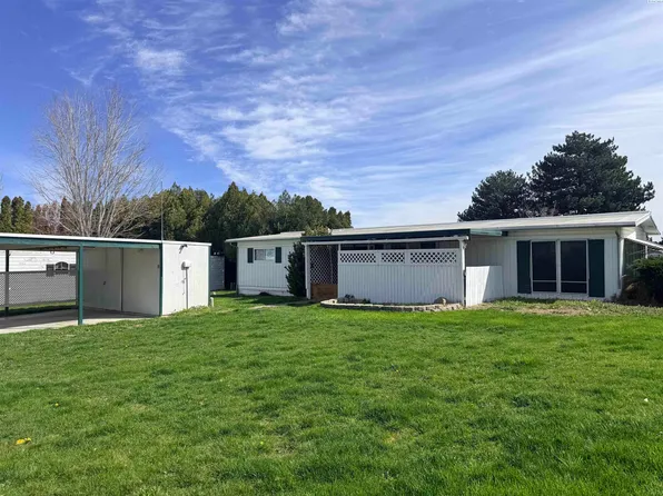 3324 W 19th Ave Trailer 42, Kennewick, WA 99338