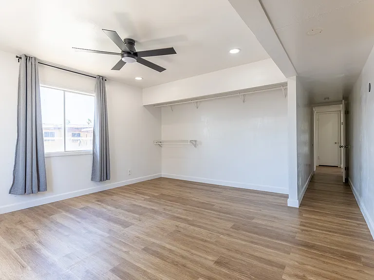 310 S D St — Photo 19