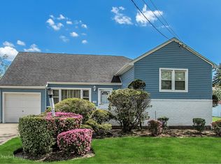 1031 Adrienne Dr, Bellmore, NY 11710