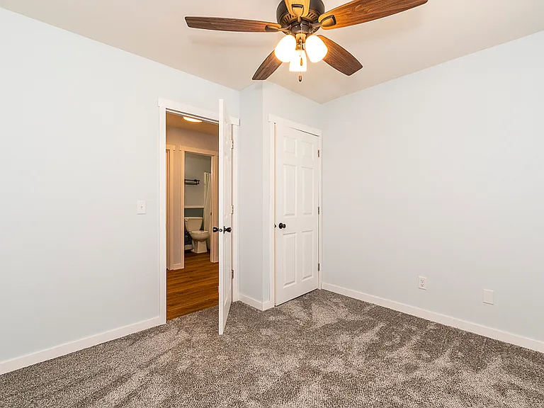 7645 Timbercreek Ct #4 — Photo 8