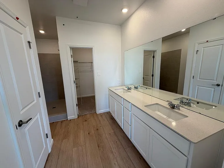 4371 Vibernum Ave — Photo 9