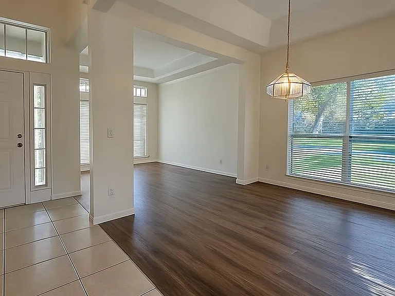 1397 Holly Glen Run — Photo 2