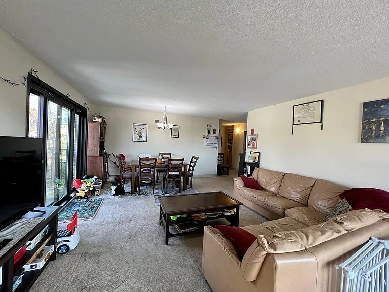 84 Pleasant St #2 — Photo 7