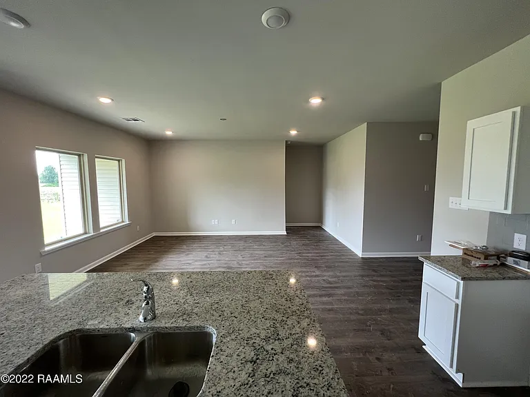 213 Garden Oaks Ave — Photo 14