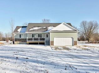 554 Palms Rd, Goodells, MI 48027