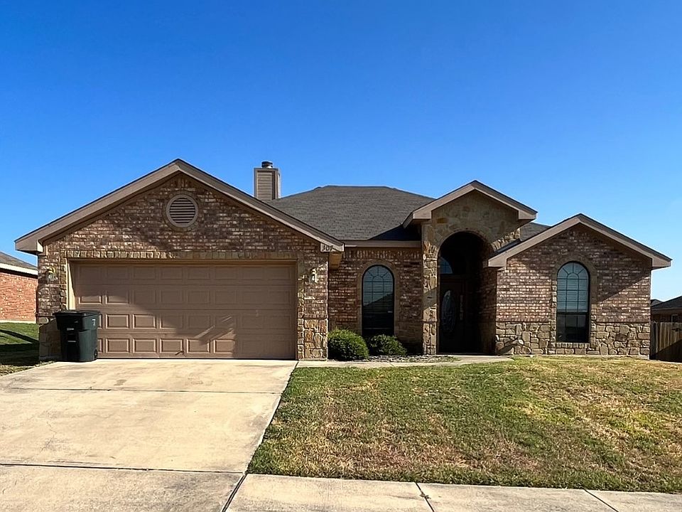1st image of 307 Belo Dr