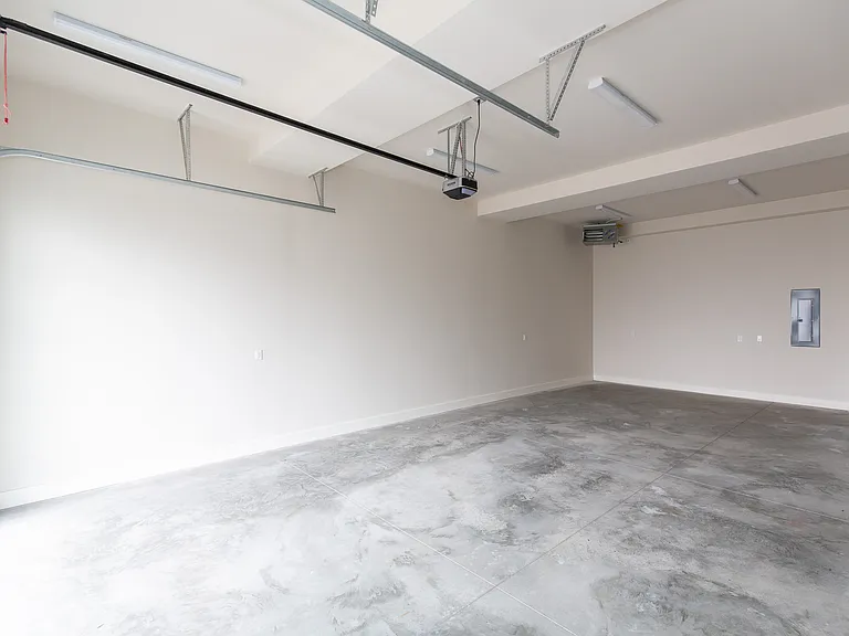 331 Gallatin Park Dr #102/202 — Photo 21