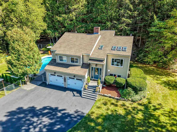 4 Meadowview Lane, Merrimack, NH 03054