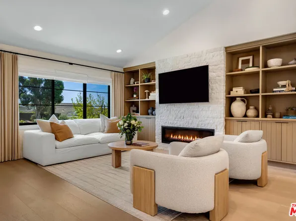 912 Aleppo St, Newport Beach, CA 92660