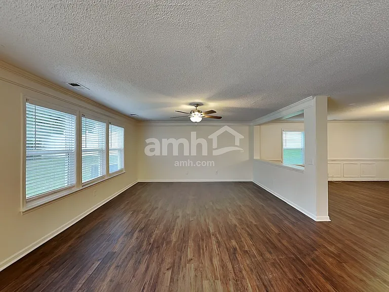 2116 Maple Tree Ct — Photo 7