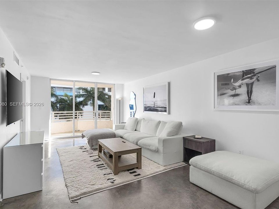 1st image of 1401 Bay Rd APT 405