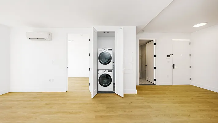 Rented by Nooklyn NYC LLC | media 35