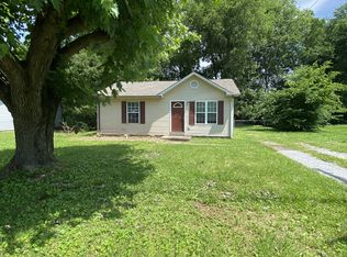 111 Gail St, Oak Grove, KY 42262