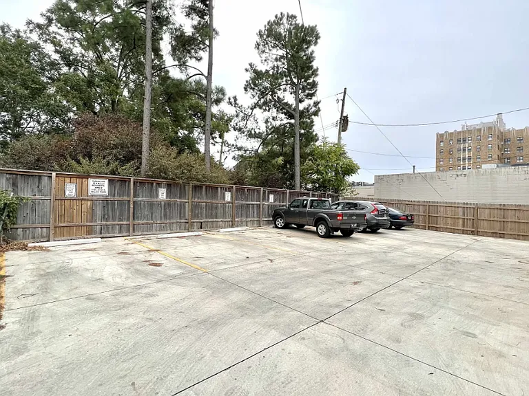 26 N McLean Blvd #201 — Photo 27