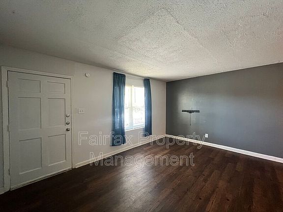 4th image of 1011 Burke St APT 4