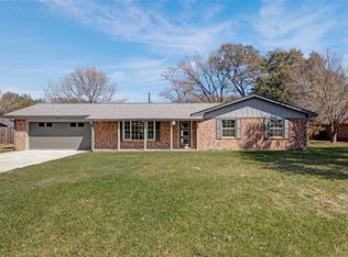 605 Helms Ave, Wharton, TX 77488