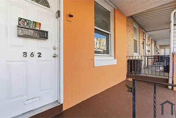 862 E Cornwall St — Photo 21