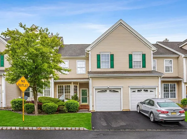 36 Straton Ct, Parlin, NJ 08859