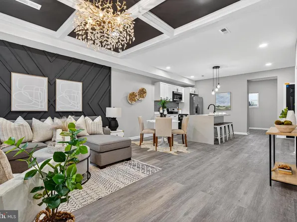 1615 Saint Stephens St, Baltimore, MD 21216