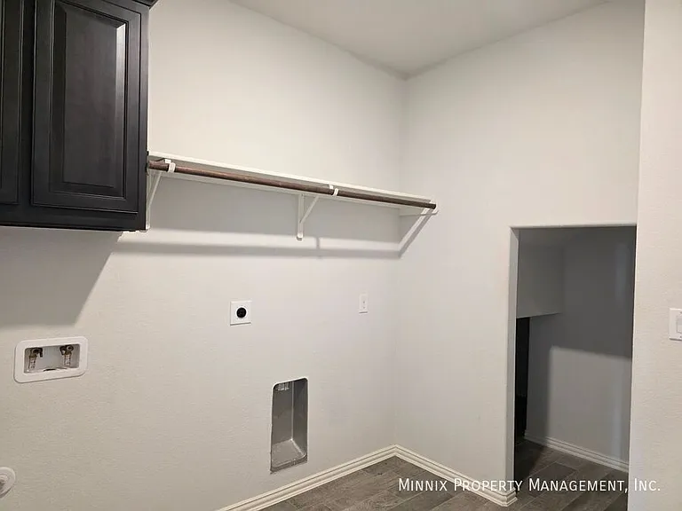 1219 Pavilion Pkwy — Photo 18