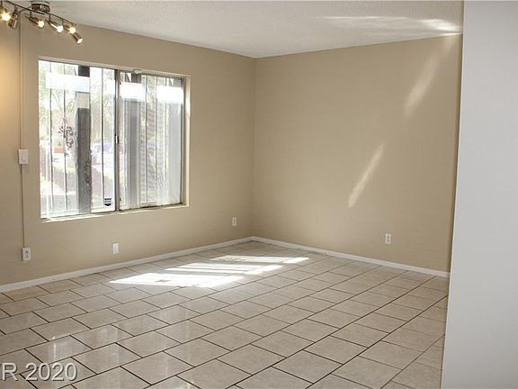 4th image of 6003 Bromley Ave