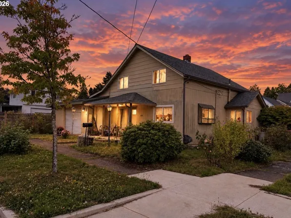 608 SW 1st St, Sheridan, OR 97378