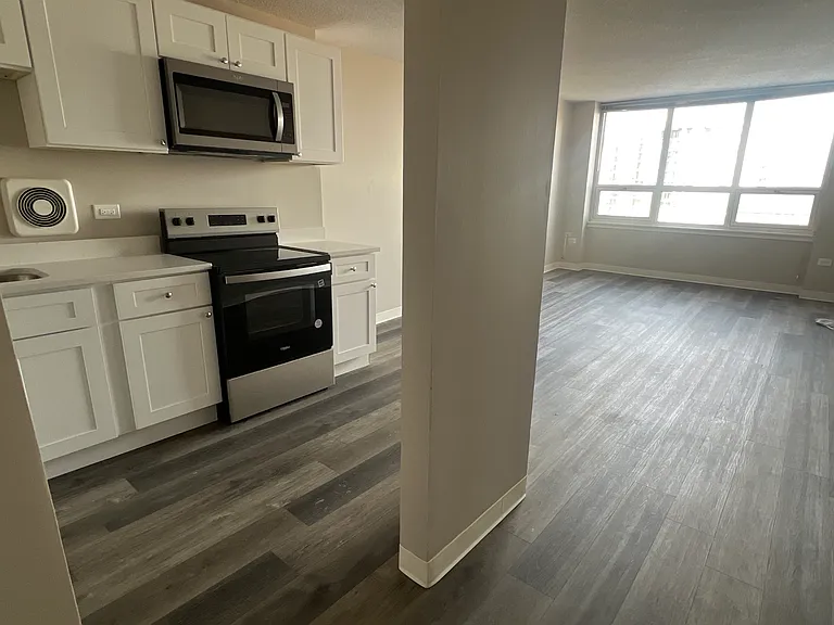Legacy Apartments — Photo 9