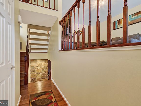 5th image of 3316 Stone Heather Ct