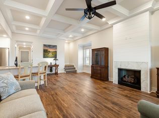 182 Sunset Cove Dr, Rossville, GA 30741
