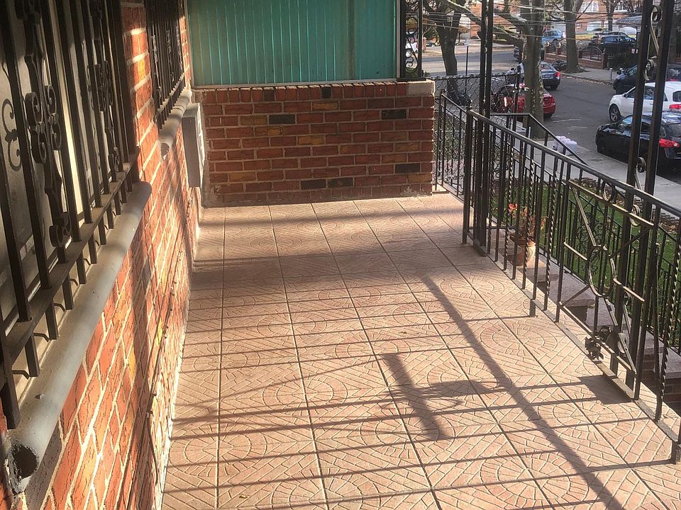 1st image of 967 E 79th St Floor 1