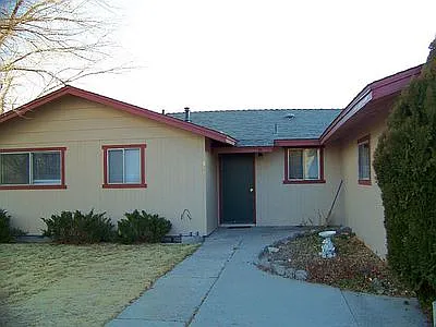 4965 August Dr photo 1