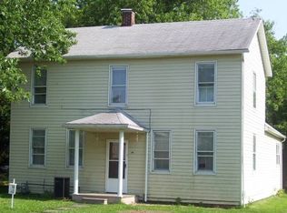 132 W Wall St, Worden, IL 62097