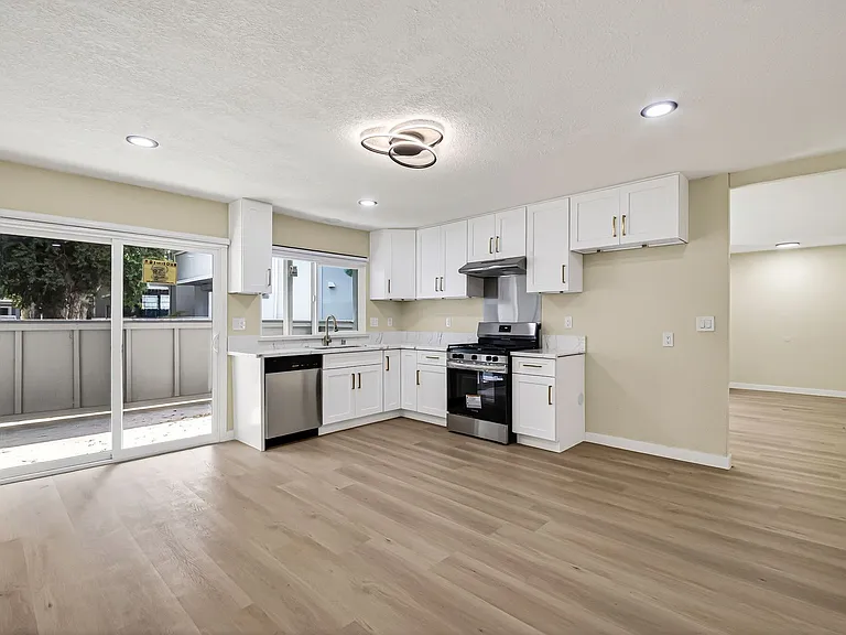 1250 S Brookhurst St #1109 — Photo 13