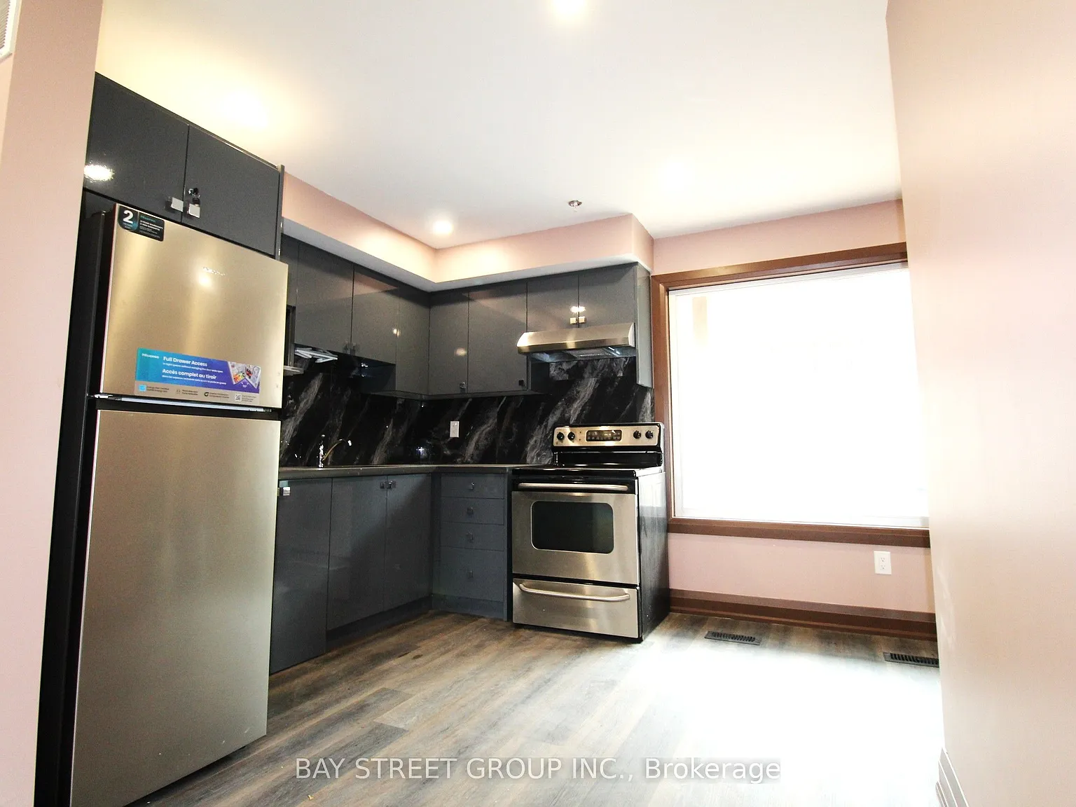 2 bed, $2,195 — Photo 4