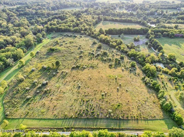 1600 W Mount Zion Rd, Crestwood, KY 40014