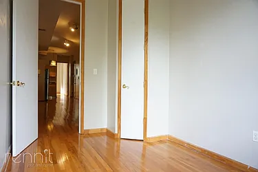 Rented by Rennit Inc.